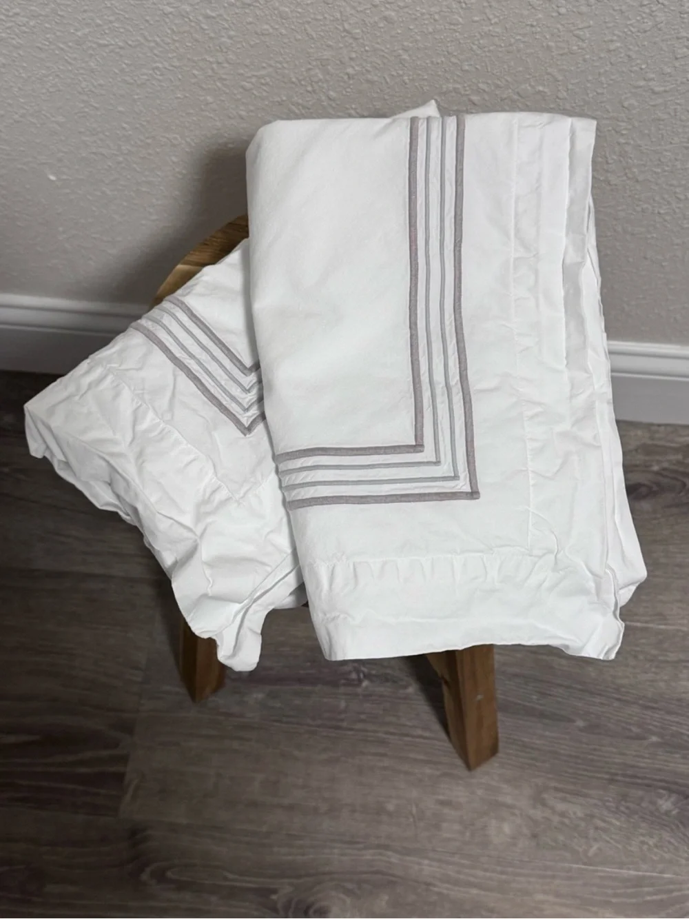 Dea Italian Linens Sinfonia Toscana Quattrocento Percale Queen Pillowcase Set